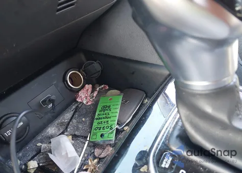 2020 Hyundai Ioniq Hybrid Blue z USA, uszkodzony, nr VIN KMHC65LC0LU221248